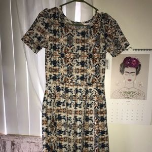 NWT Lula Roe Amelia - medium